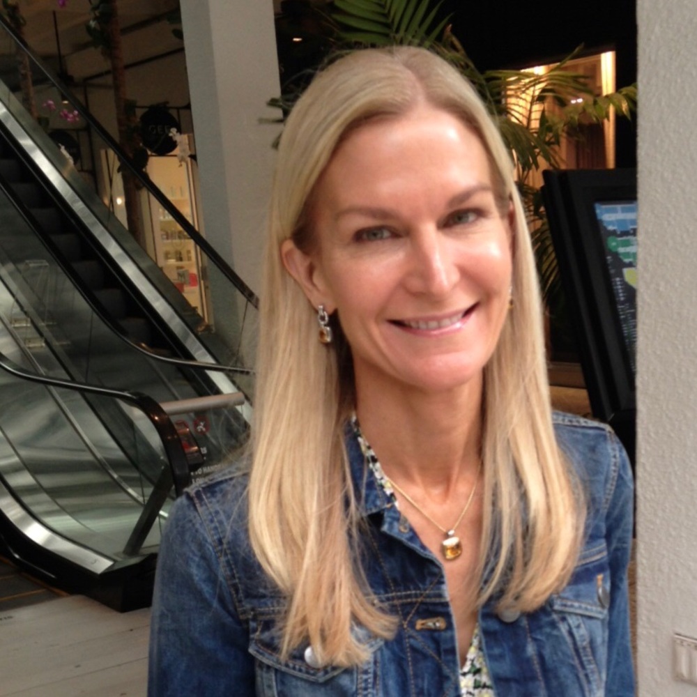 Meet your Posher, Cynthia